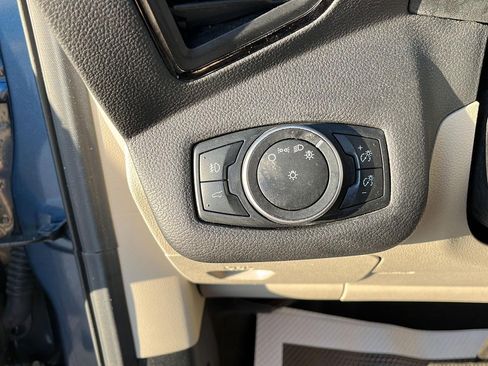 Used 2018 Ford Escape SEL image 12
