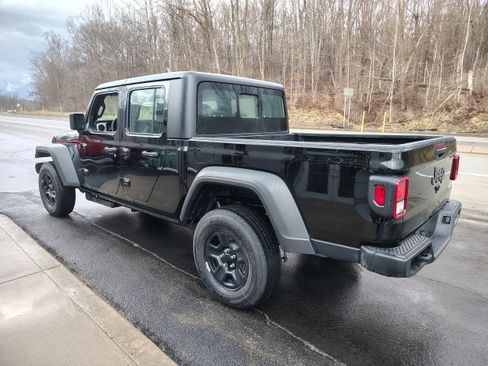 New 2026 Jeep Gladiator Sport image 7