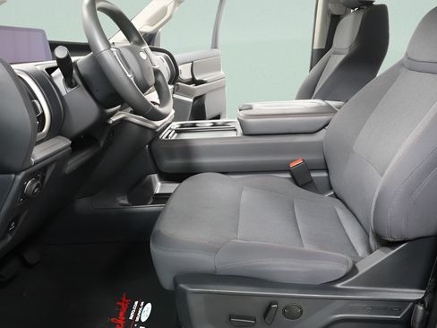 Used 2025 Ford Expedition Active AWD/4WD image 22