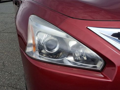 Used 2013 Nissan Altima 2.5 SL FWD image 9