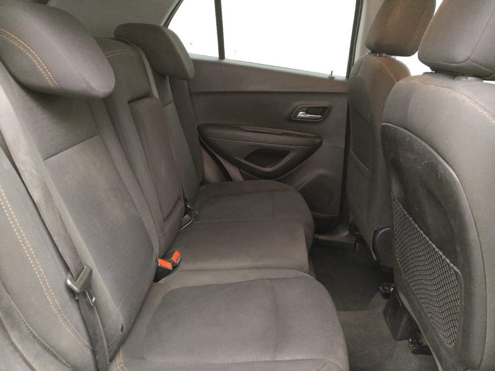 Used 2020 Chevrolet Trax LS w/ Tint and Cruise Package FWD image 19