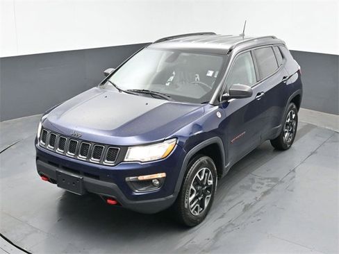 Used 2019 Jeep Compass Trailhawk image 30