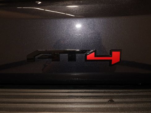 Used 2026 GMC Yukon AT4 w/ AT4 Premium Package AWD/4WD image 41