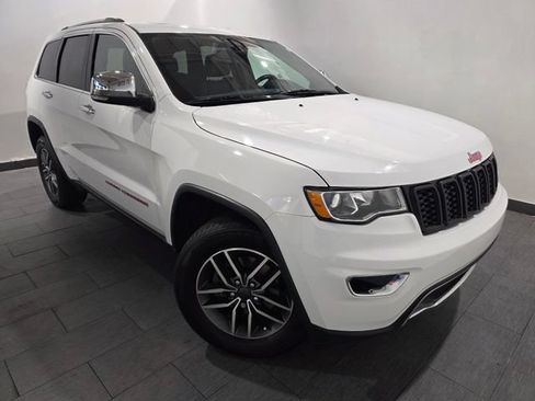 Used 2020 Jeep Grand Cherokee Limited AWD/4WD image 7