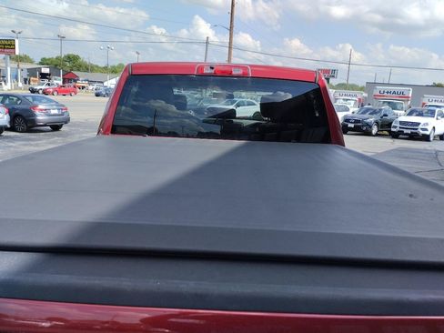 Used 2012 RAM 1500 Express RWD image 17