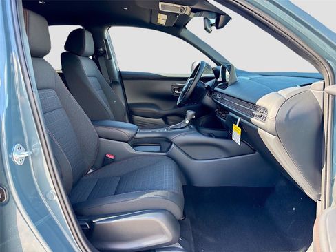 Certified 2026 Honda HR-V Sport image 30
