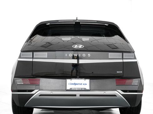 Used 2024 Hyundai Ioniq 5 SEL AWD/4WD image 6