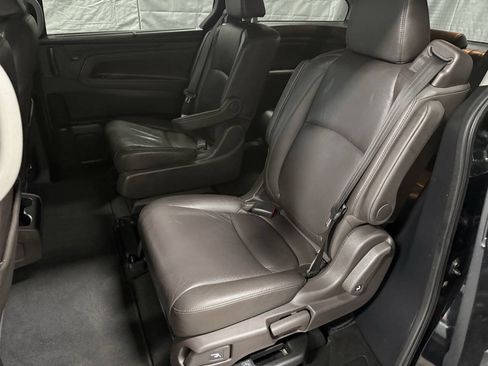 Used 2019 Honda Odyssey EX-L image 17