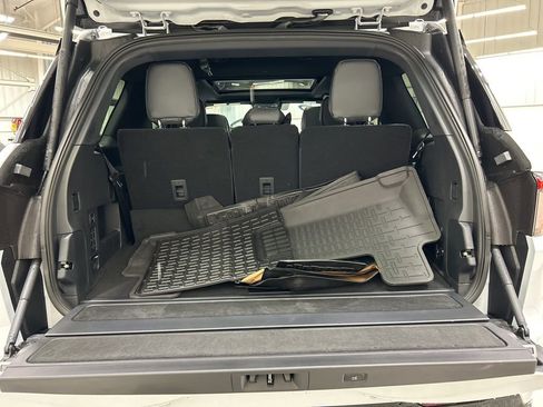 New 2026 Lincoln Navigator Reserve AWD/4WD image 31