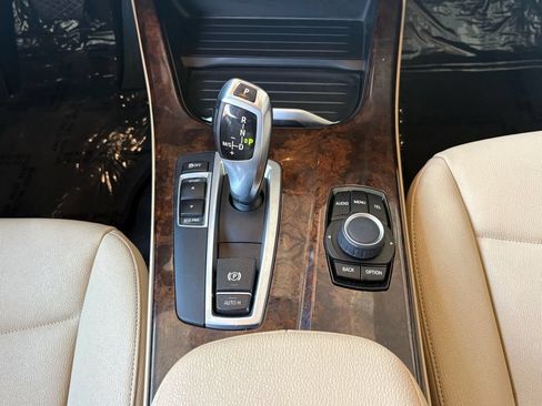 Used 2017 BMW X3 sDrive28i RWD image 15