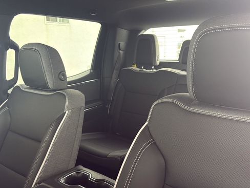 Used 2026 GMC Sierra EV Elevation image 26