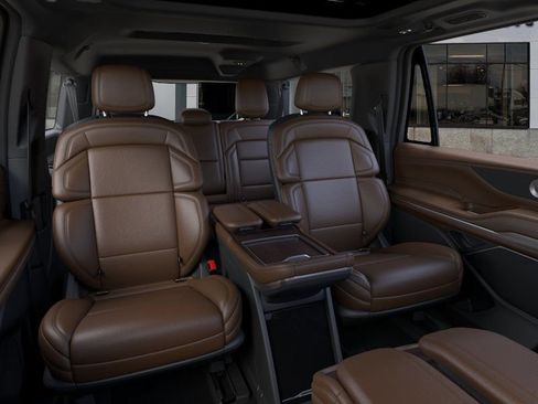New 2026 Lincoln Navigator L Reserve AWD/4WD image 11