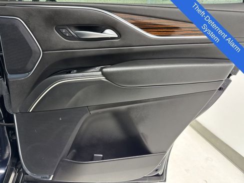 Used 2023 Cadillac Escalade Premium Luxury w/ Performance Package image 12