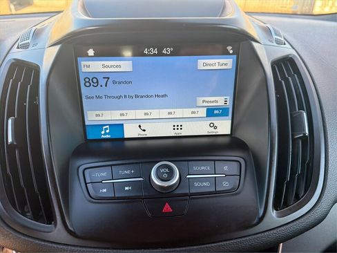 Used 2019 Ford Escape SEL image 13