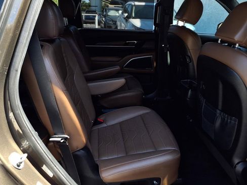 Used 2022 Kia Telluride SX w/ SX Prestige Package AWD/4WD image 23