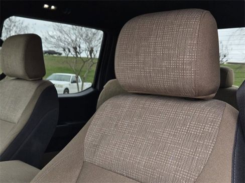 Used 2022 Ford F150 XLT w/ Trailer Tow Package image 16