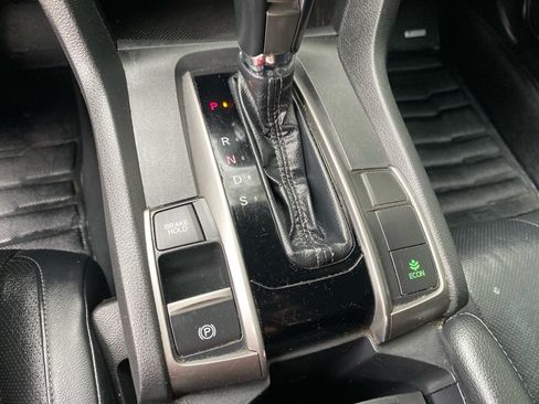 Used 2017 Honda Civic Sport Touring image 19