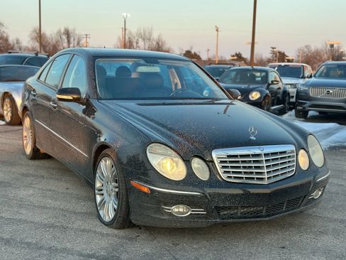 Used 2008 Mercedes-Benz E 350 Sedan image 4