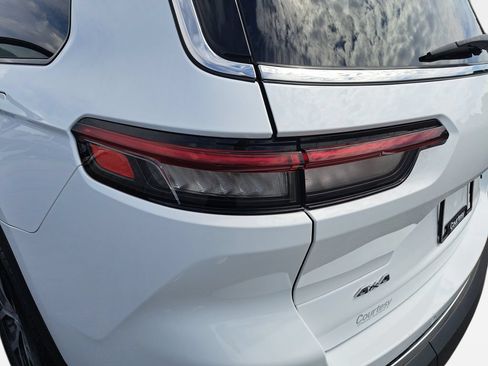 Certified 2023 Jeep Grand Cherokee L Limited AWD/4WD image 33