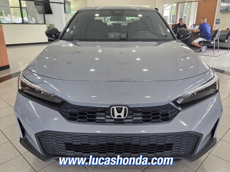 Used 2025 Honda Civic Sport image 2