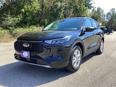 New 2025 Ford Escape Active w/ Tech Pack #1 image 3