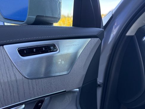 Certified 2025 Volvo XC90 B6 Ultra w/ Protection Package Premier image 24