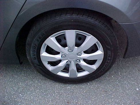 Used 2010 Honda Accord LX image 8