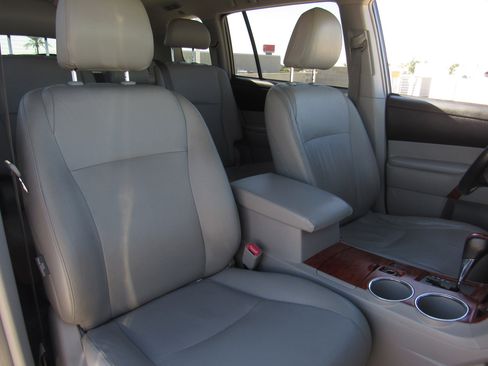Used 2008 Toyota Highlander Limited image 10