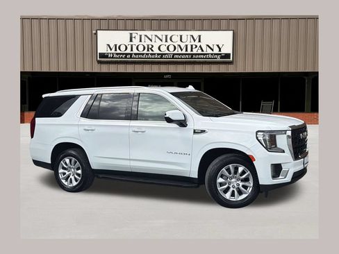 Used 2022 GMC Yukon SLE w/ Gmc Pro Safety Plus Package AWD/4WD image 1