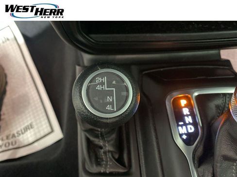 Used 2026 Jeep Wrangler Unlimited Sport AWD/4WD image 7