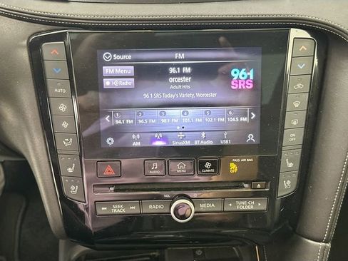 Used 2023 INFINITI QX50 Sport AWD/4WD image 14