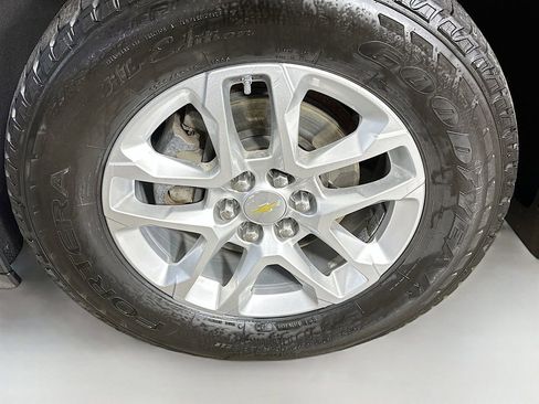Used 2019 Chevrolet Traverse LT AWD/4WD image 12