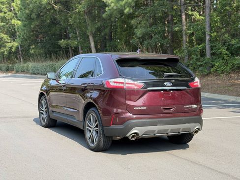 Used 2019 Ford Edge Titanium w/ Cold Weather Package FWD image 5