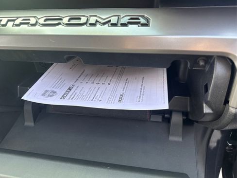 Used 2024 Toyota Tacoma TRD Sport w/ TRD Sport Upgrade Package image 31