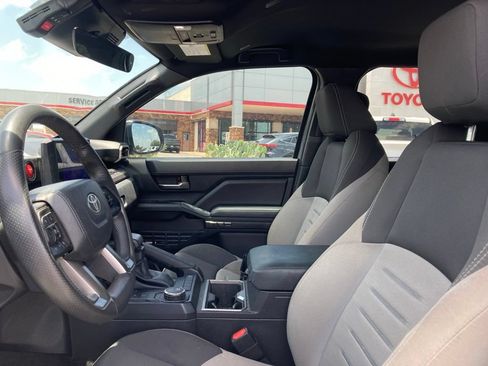 Used 2024 Toyota Tacoma TRD Sport RWD image 9