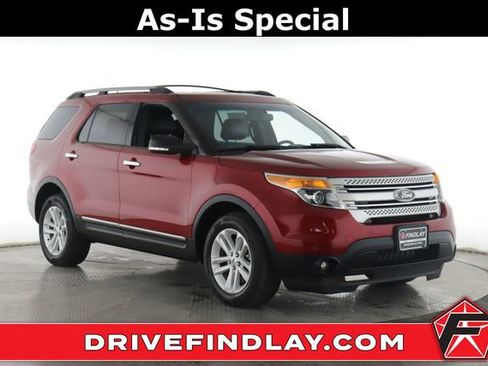 Used 2014 Ford Explorer XLT w/ Equipment Group 202A AWD/4WD image 1