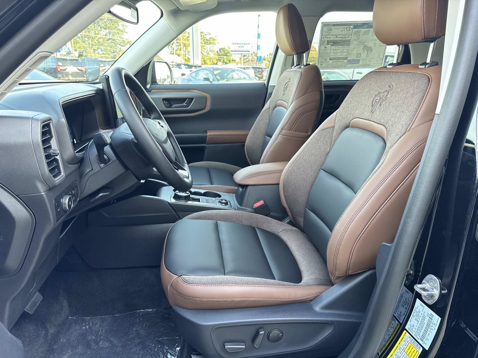 New 2025 Ford Bronco Sport Outer Banks w/ Outer Banks Tech Package+ AWD/4WD image 8