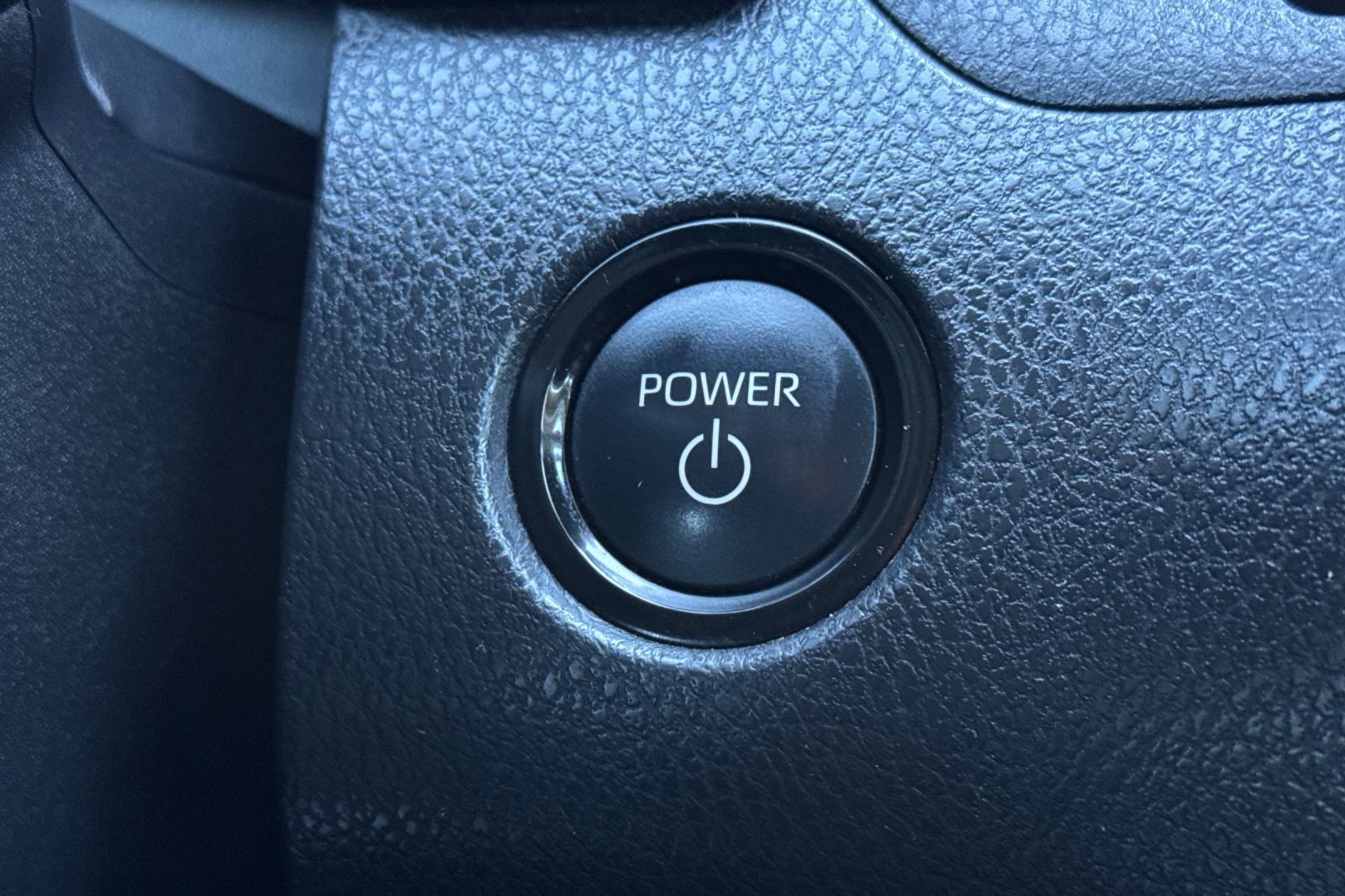 Used 2025 Toyota Camry LE FWD image 22