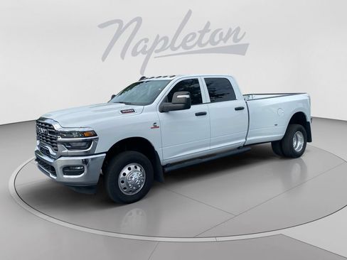Used 2025 RAM 3500 Tradesman AWD/4WD image 1