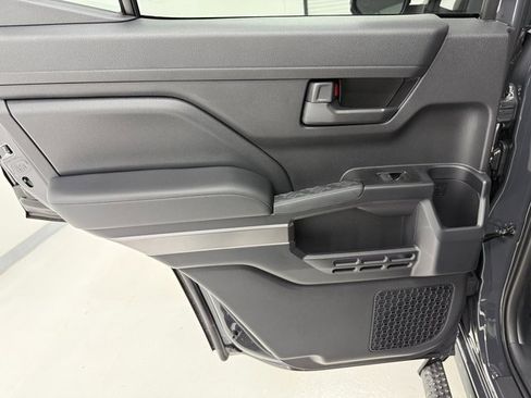 New 2026 Toyota 4Runner SR5 image 35