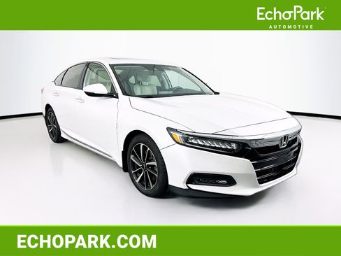 Used 2018 Honda Accord Touring image 1