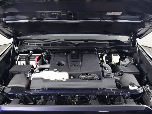 Used 2025 Toyota Tundra Limited image 15
