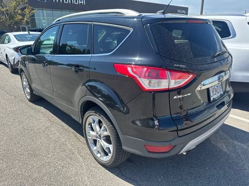 Used 2016 Ford Escape Titanium w/ Equipment Group 301A AWD/4WD image 4