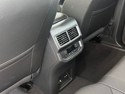 New 2026 Volkswagen Atlas SE FWD image 31