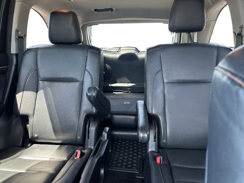 Used 2016 Toyota Highlander Limited AWD/4WD image 13