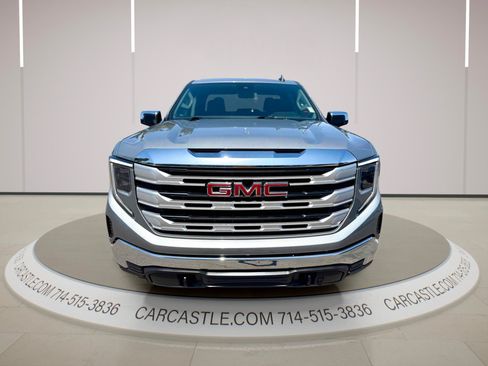 Used 2023 GMC Sierra 1500 SLE w/ Enhanced Capability Package AWD/4WD image 8