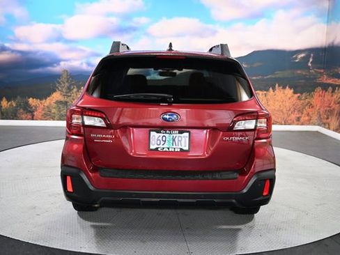 Used 2018 Subaru Outback 2.5i Limited image 6