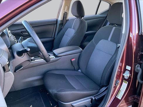Used 2025 Nissan Sentra SV w/ All-Weather Package FWD image 7