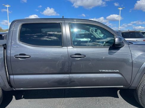 Used 2023 Toyota Tacoma SR5 AWD/4WD image 25