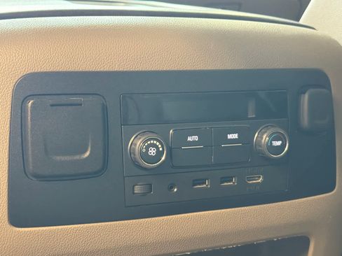 Used 2017 Chevrolet Tahoe LT RWD image 26